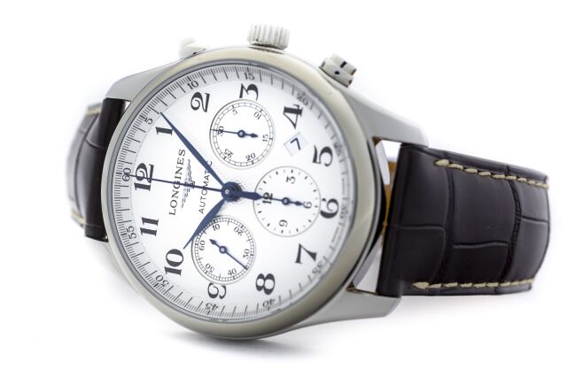 Часовая фирма Longines зарегистрировала свой логотип Часовая фирма Longines зарегистрировала свой логотип