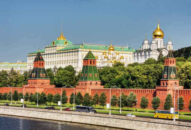 На территории Московского Кремля найден «Большой Кремлевский клад» На территории Московского Кремля найден «Большой Кремлевский клад»