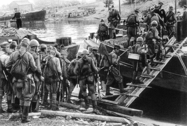 Началась наступательная Выборгско-Петрозаводская операция советских войск Началась наступательная Выборгско-Петрозаводская операция советских войск