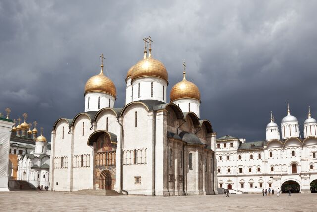 Освящен Успенский собор Московского Кремля Освящен Успенский собор Московского Кремля