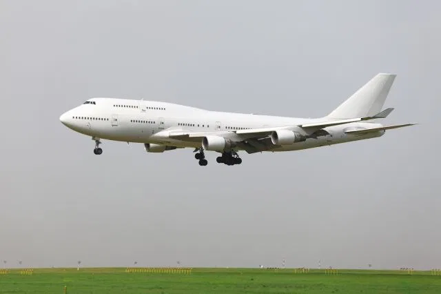 Состоялся первый полет самолета Боинг 747