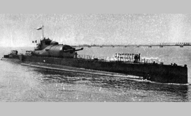 В Карибском море затонула подводная лодка «Сюркуф» В Карибском море затонула подводная лодка «Сюркуф»