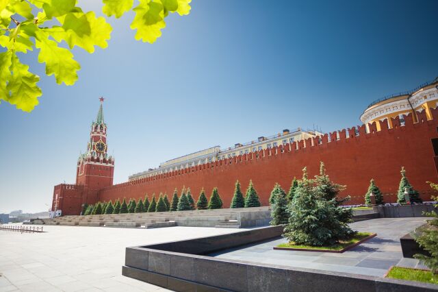 В Москве впервые прошла демонстрация оппозиции В Москве впервые прошла демонстрация оппозиции