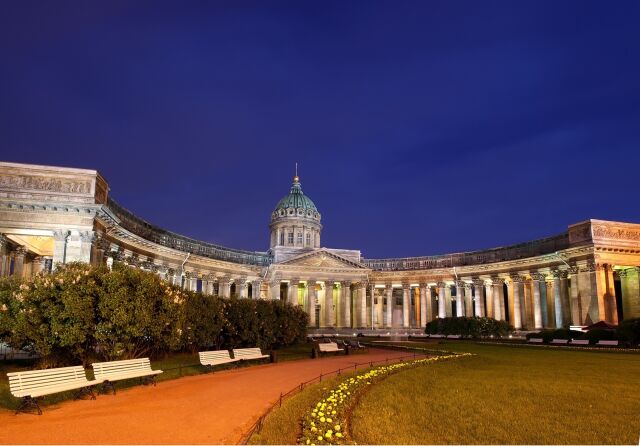 В Санкт-Петербурге заложен Казанский собор В Санкт-Петербурге заложен Казанский собор
