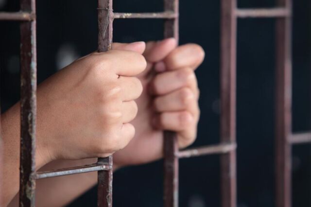 Завершился суд над Матиасом Рустом — немецким пилотом, который посадил свой самолет на Красной площади Завершился суд над Матиасом Рустом — немецким пилотом, который посадил свой самолет на Красной площади