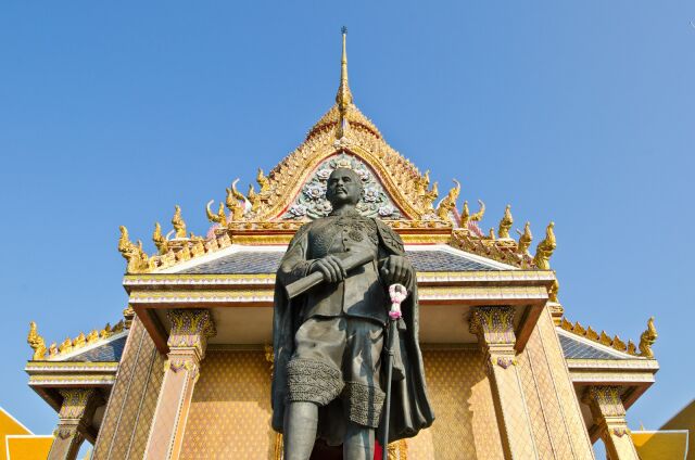 День памяти короля Рамы V в Таиланде День памяти короля Рамы V в Таиланде