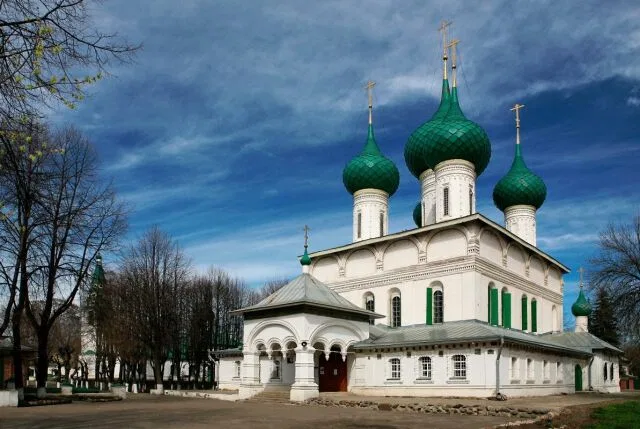 Празднование в честь обретения мощей благоверных князей Феодора Смоленского и чад его Давида и Константина