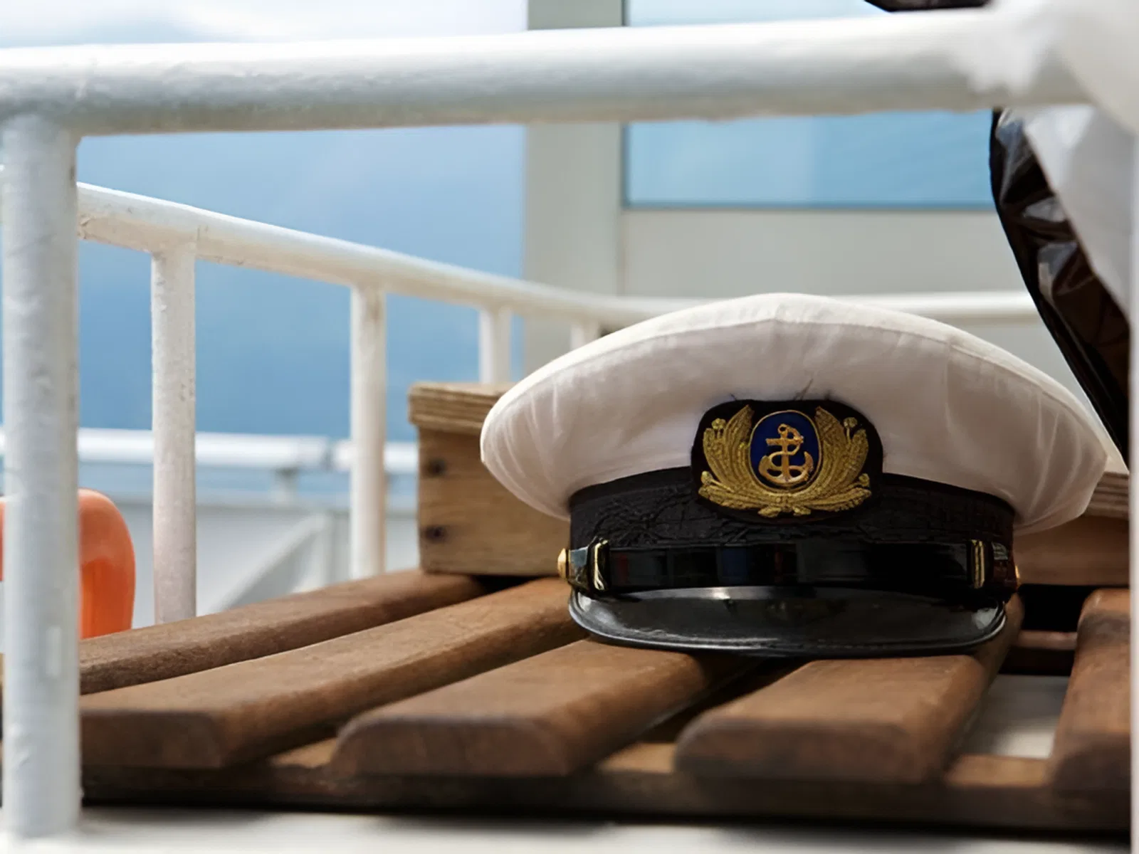 День командира надводного, подводного и воздушного корабля ВМФ России День командира надводного, подводного и воздушного корабля ВМФ России