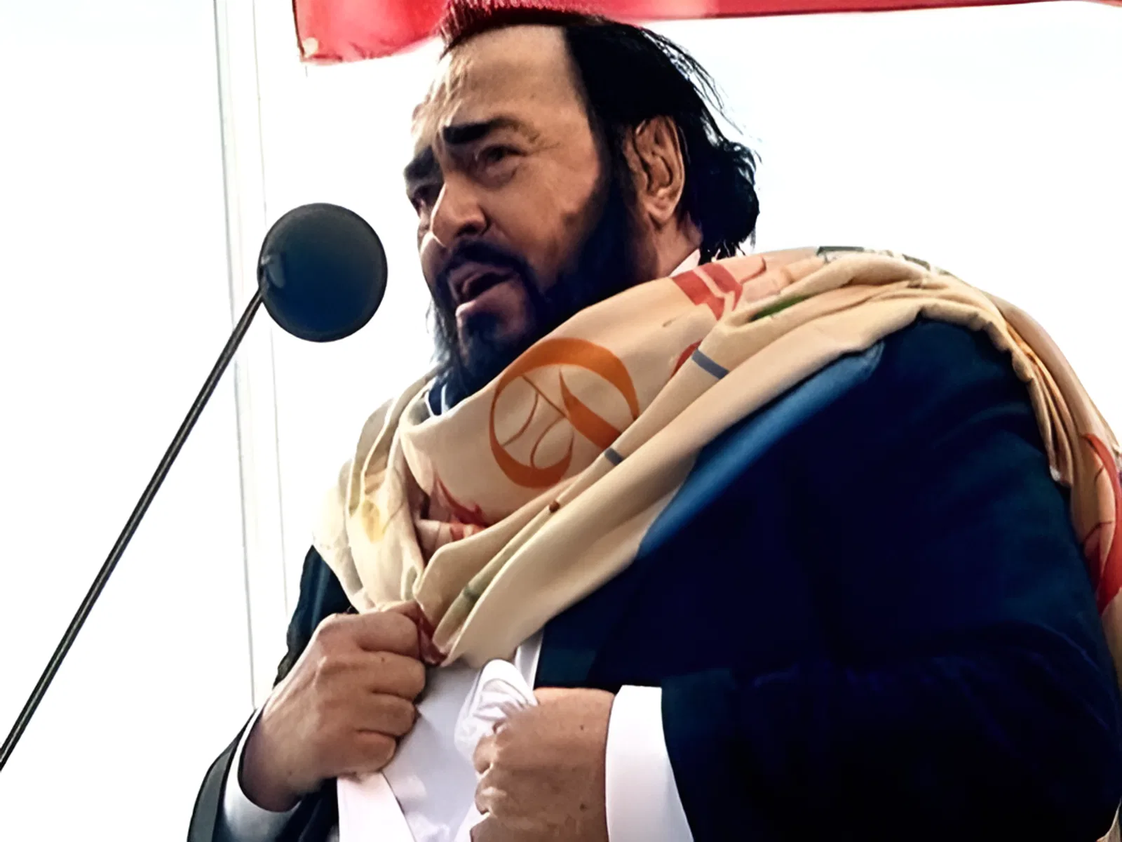 Лучано Паваротти дал юбилейный концерт в лондонском Гайд-парке Лучано Паваротти дал юбилейный концерт в лондонском Гайд-парке