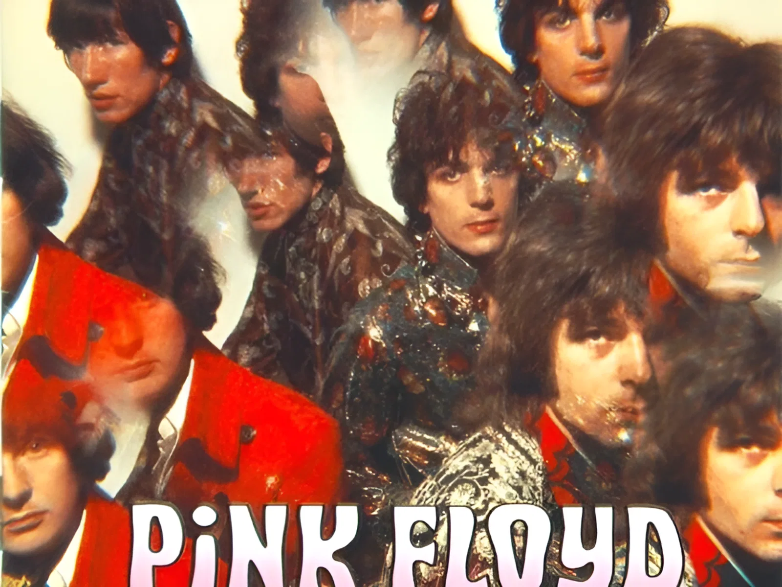 Вышел в свет первый альбом рок-группы Pink Floyd Вышел в свет первый альбом рок-группы Pink Floyd