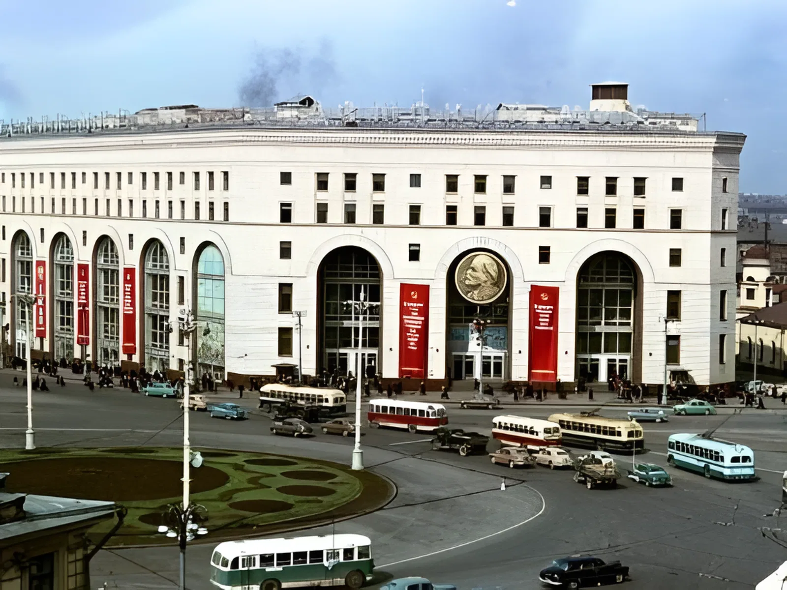 В Москве открыт магазин «Детский мир» В Москве открыт магазин «Детский мир»