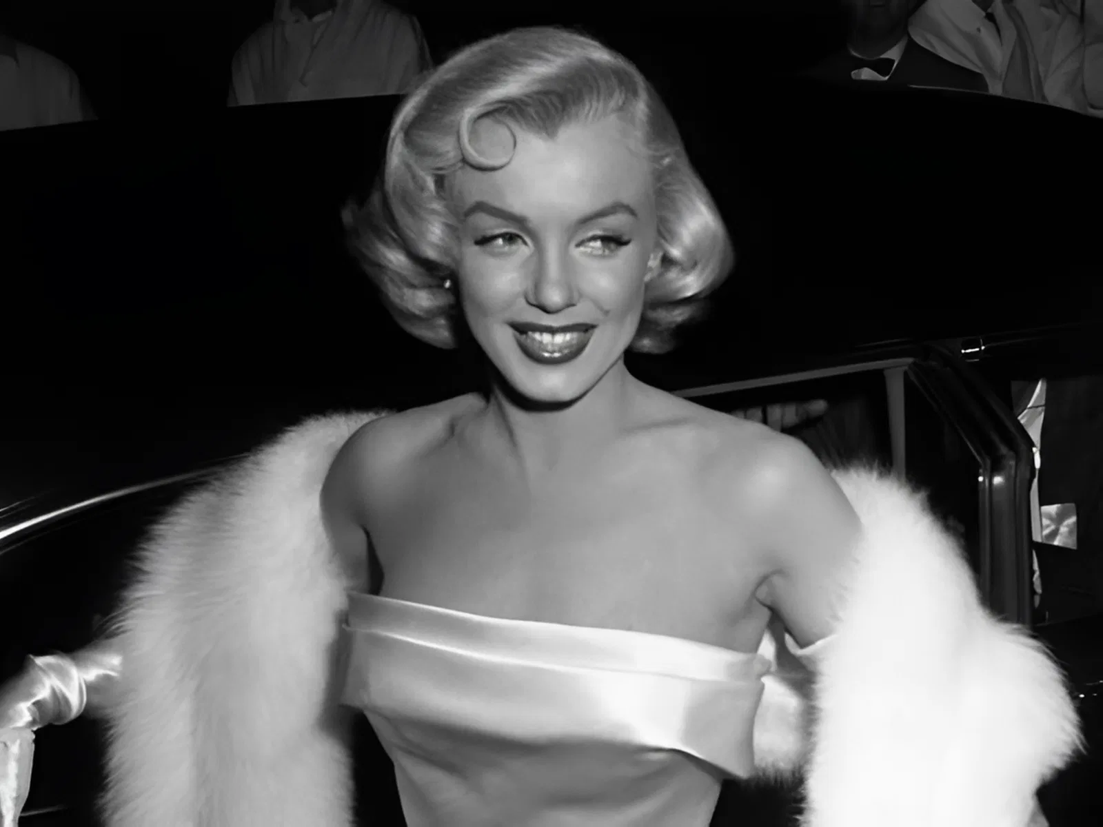 В Чикаго вышел первый номер журнала Playboy В Чикаго вышел первый номер журнала Playboy