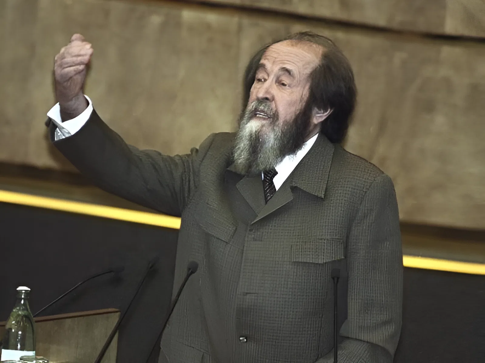 В честь 90-летия Александра Солженицына открыт его официальный сайт В честь 90-летия Александра Солженицына открыт его официальный сайт