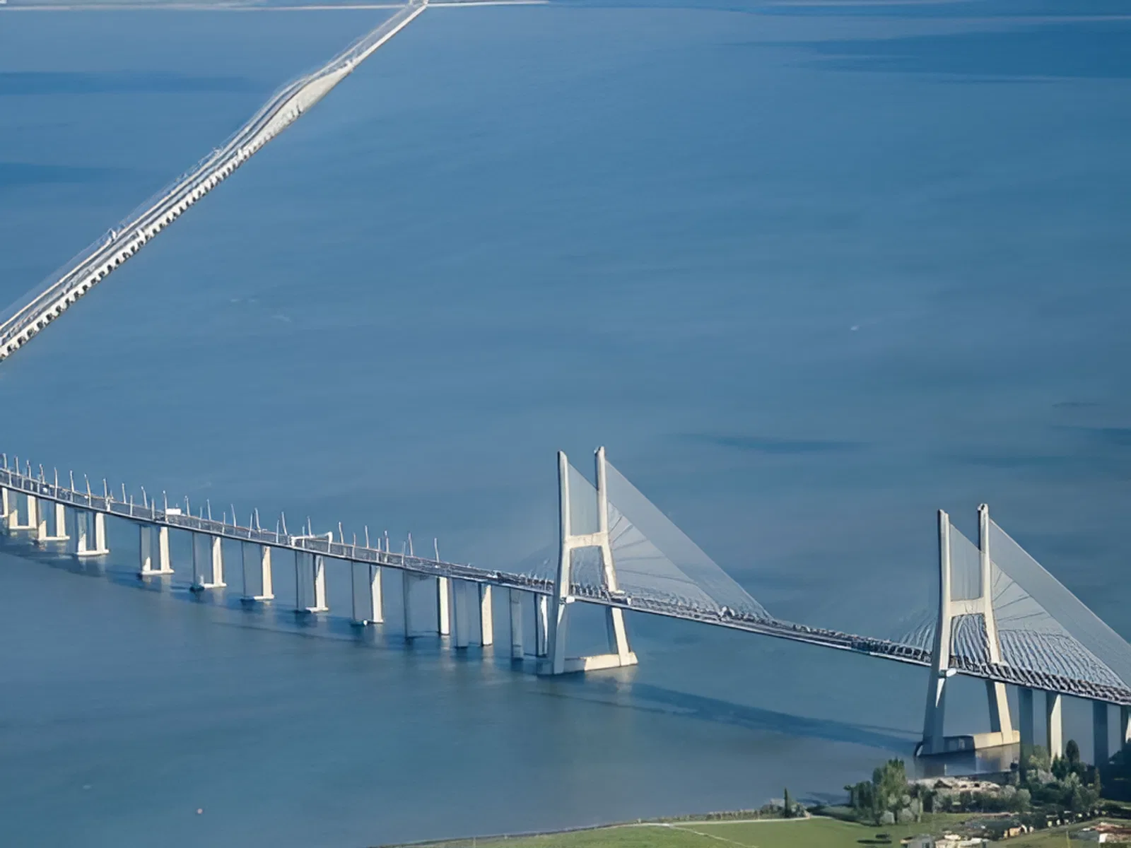 В Лиссабоне открыт самый длинный европейский мост