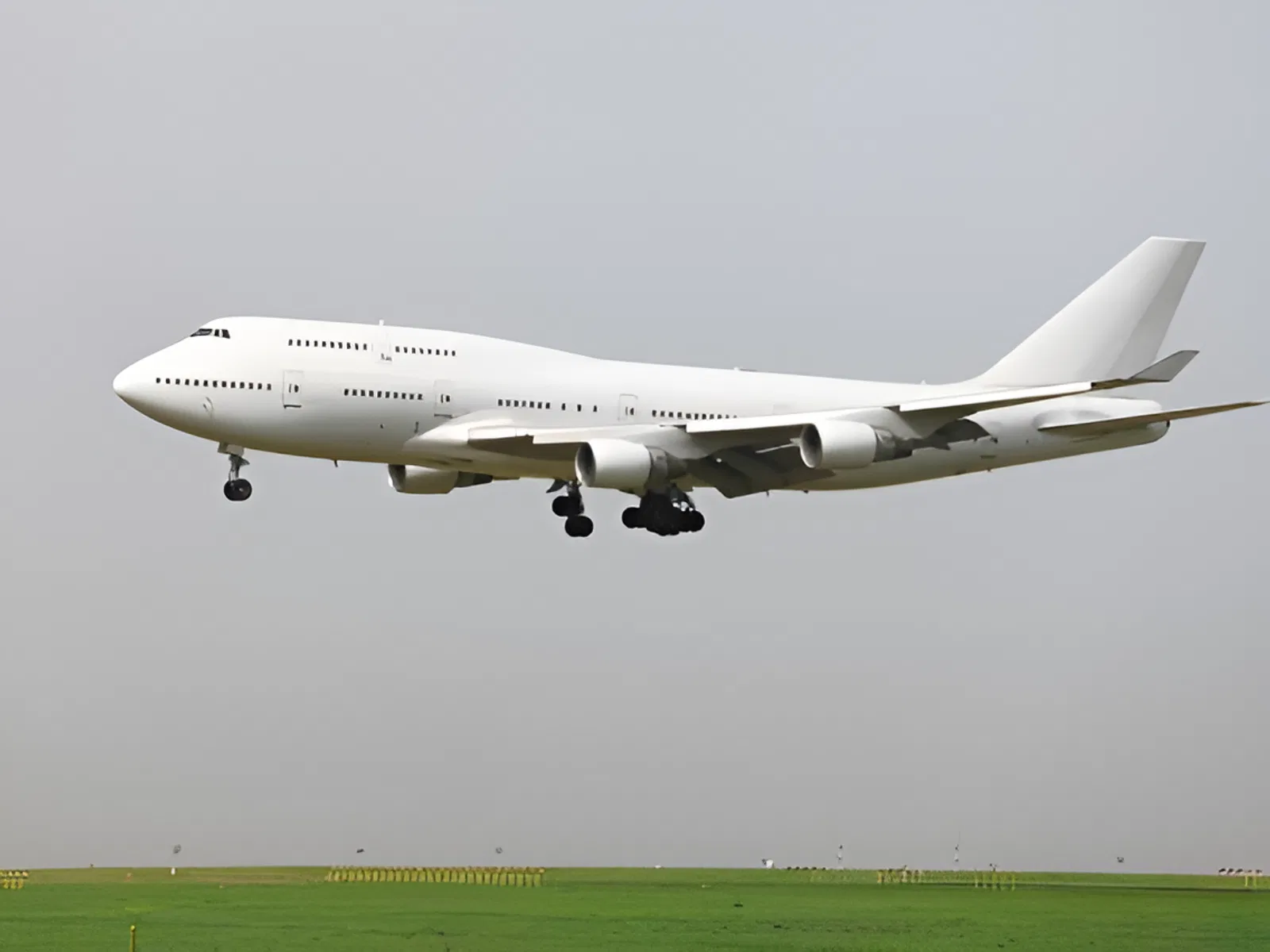 Состоялся первый полет самолета Боинг 747 Состоялся первый полет самолета Боинг 747