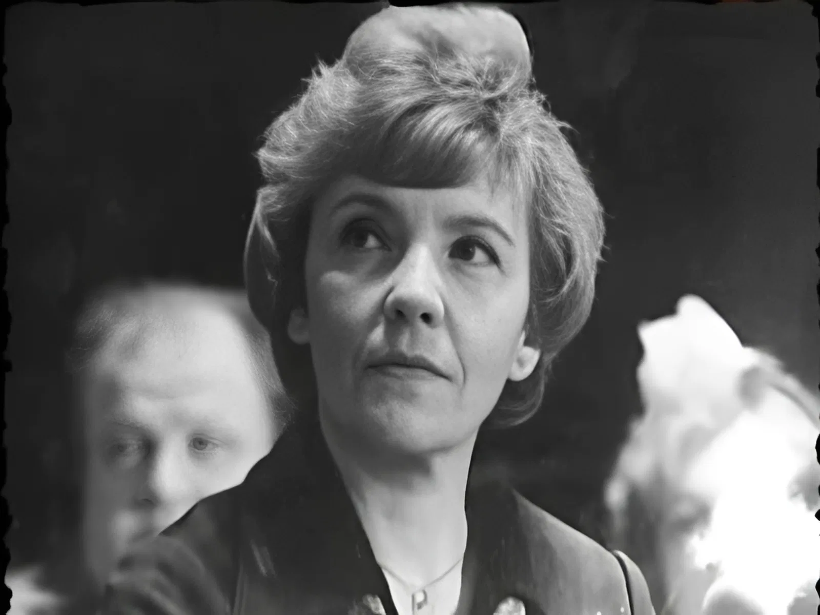 Римма Казакова (27 января 1932 - 19 мая 2008), советская и российская поэтесса, автор многих популярных песен