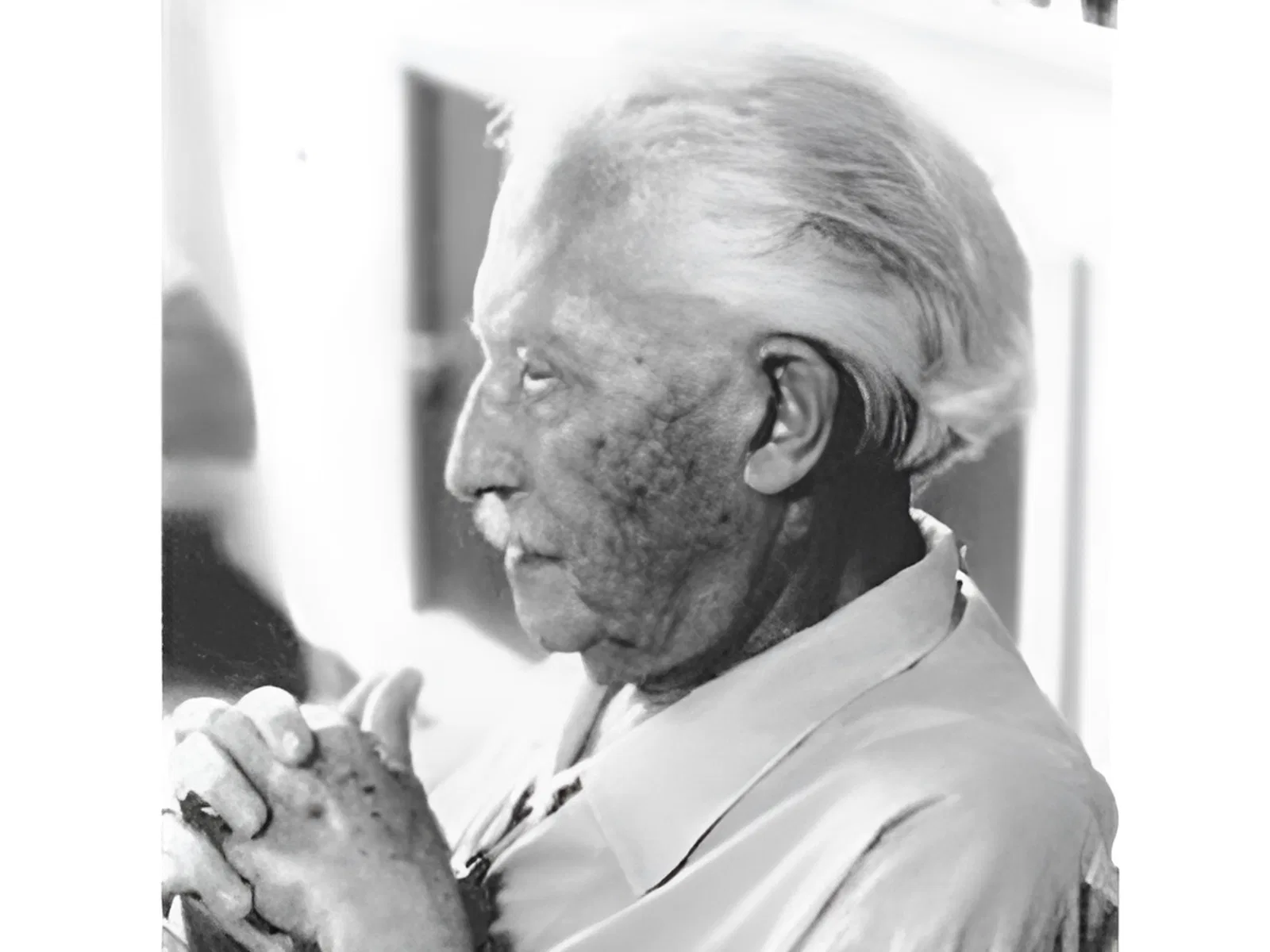Эрик Эриксон (15 июня 1902 - 12 мая 1994), американский психолог и психоаналитик