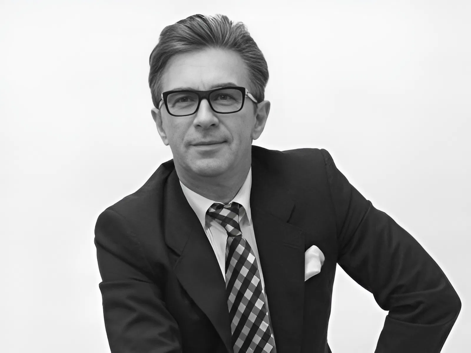 Валерий Сюткин (р.22 марта 1958), советский и российский певец и музыкант, Заслуженный артист России Валерий Сюткин (р.22 марта 1958), советский и российский певец и музыкант, Заслуженный артист России