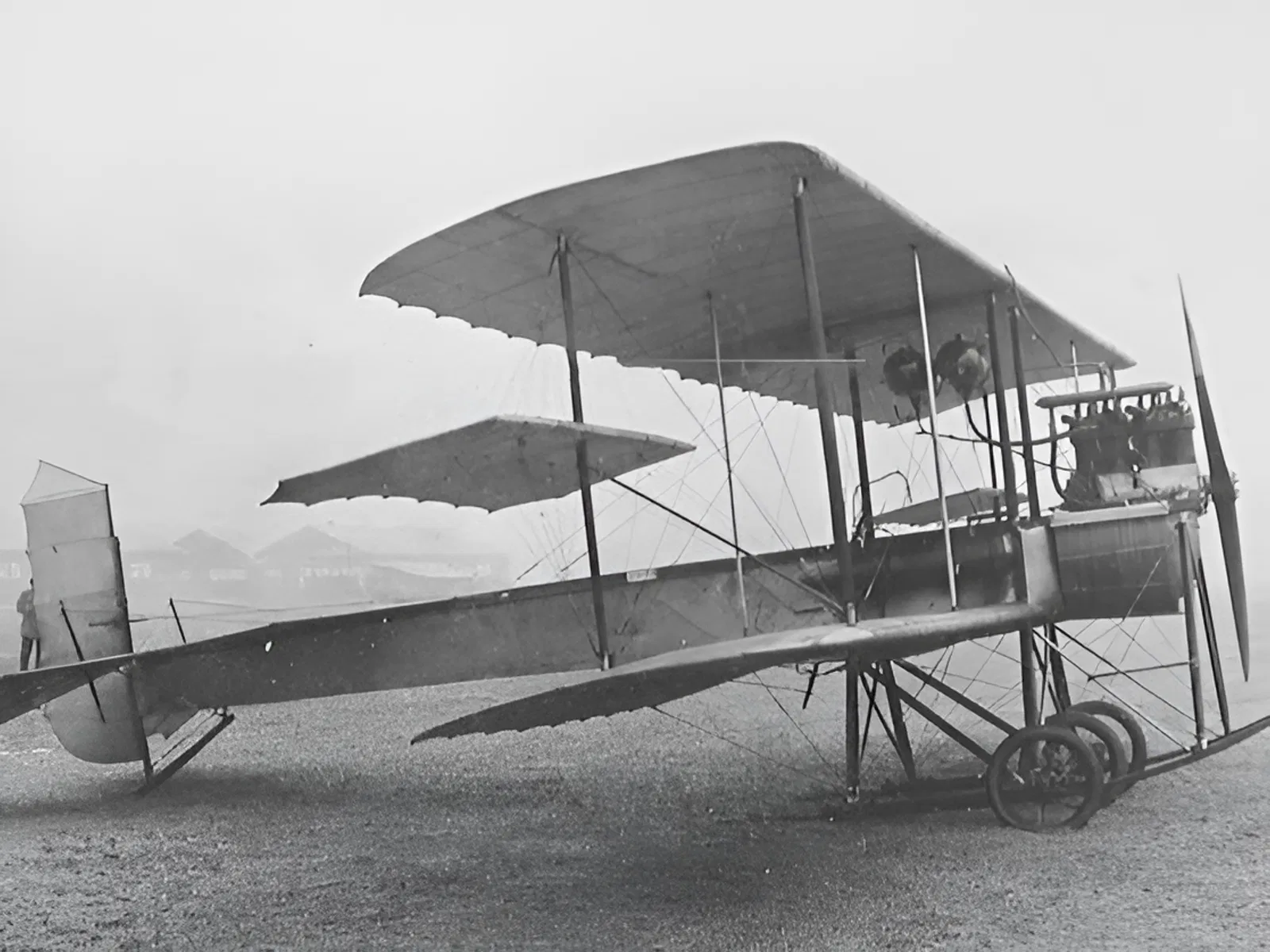 Яков Гаккель (12 мая 1874 - 12 декабря 1945), русский инженер, конструктор, ученый-электротехник Яков Гаккель (12 мая 1874 - 12 декабря 1945), русский инженер, конструктор, ученый-электротехник
