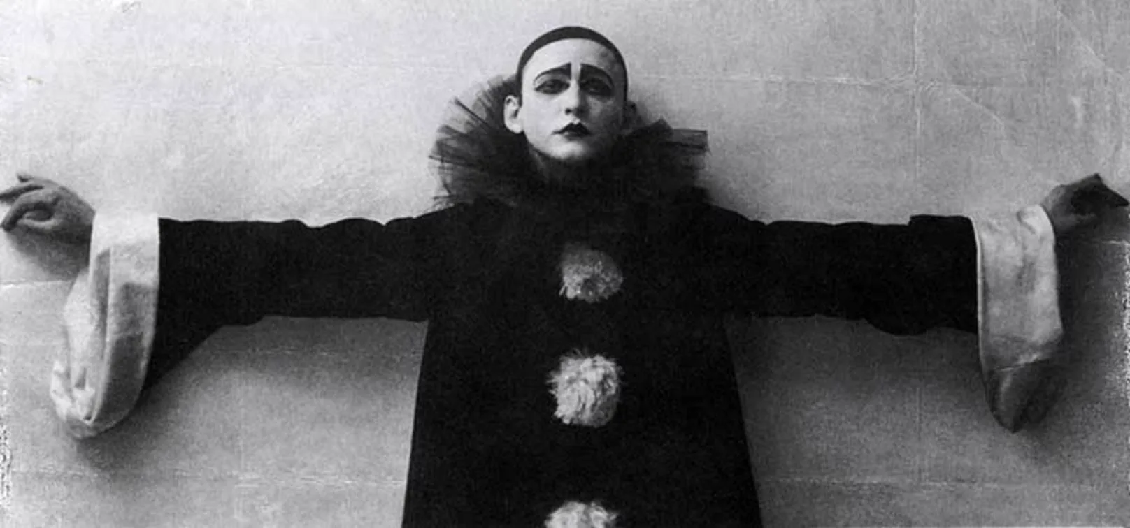 1920 год: сценический образ Пьеро, с которым артист вышел на эстраду