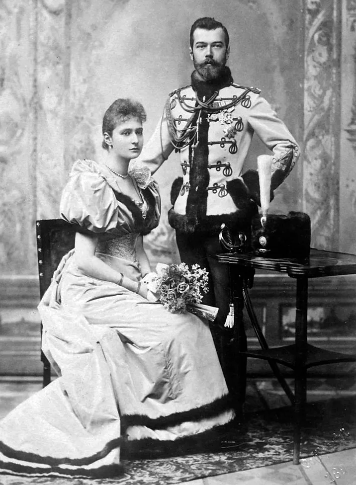 Официальная фотография к помолвке 1894. Фотограф Эдуард Уленгут
