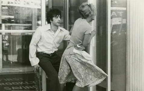Кадр из фильма «Собачий полдень» (1975)