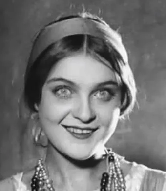 Анна Стен Анна Стен