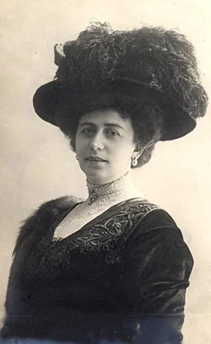 Антонина Васильевна Нежданова 1900. Карл Андреевич Фишер (1859 — после 1923)