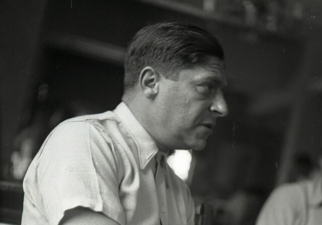 Артур Кестлер (5 сентября 1905 - 1 марта 1983) , британский писатель и журналист Артур Кестлер (5 сентября 1905 - 1 марта 1983) , британский писатель и журналист