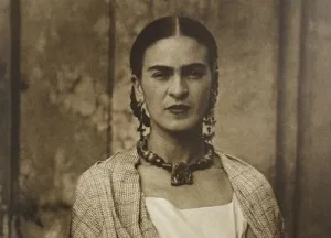 Фрида Кало (6 июля 1907 - 13 июля 1954), мексиканская художница Фрида Кало (6 июля 1907 - 13 июля 1954), мексиканская художница