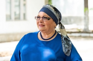 Нина Усатова (р.1 октября 1951) , советская и российская актриса театра и кино, Народная артистка России Нина Усатова (р.1 октября 1951) , советская и российская актриса театра и кино, Народная артистка России