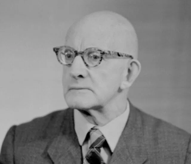 Павел Александров