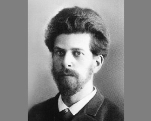 Роман Клейн (31 марта 1858 - 3 мая 1924) , русский и советский архитектор, реставратор и преподаватель Роман Клейн (31 марта 1858 - 3 мая 1924) , русский и советский архитектор, реставратор и преподаватель