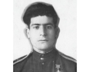Сурен Каспарян (15 августа 1924 - 3 января 1994) , советский офицер, Герой Советского Союза Сурен Каспарян (15 августа 1924 - 3 января 1994) , советский офицер, Герой Советского Союза