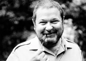 Юлиан Семенов