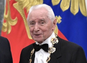 Юрий Григорович (2 января 1927 - 19 мая 2025) , советский и российский артист балета, хореограф, балетмейстер, педагог, Народный артист СССР Юрий Григорович (2 января 1927 - 19 мая 2025) , советский и российский артист балета, хореограф, балетмейстер, педагог, Народный артист СССР